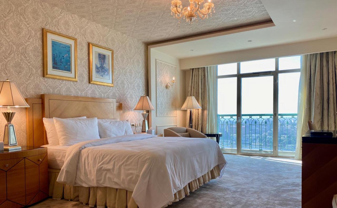 Chez Haytham At Four Seasons Nile Plaza Residential Suite 카이로 외부 사진